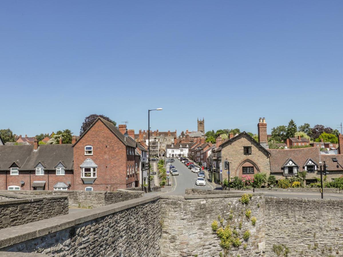 Apartamento 138C Old Star & Garter Mews Ludlow Exterior foto